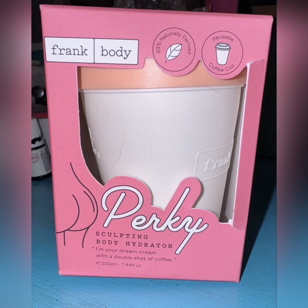 NEW PERKY SCULPTING BODY HYDRATOR & COFFEE CUP